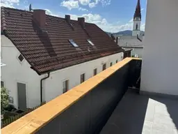 2-Familienhaus im Ortszentrum - 1 Wohnung gut vermietet