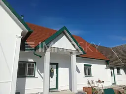 Charmanter Bauernhof in ruhiger Lage! Riesiges Grundstück!
