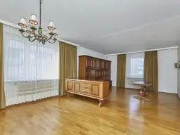 Charmante Eigentumswohnung mit Loggia im Herzen von Linz!