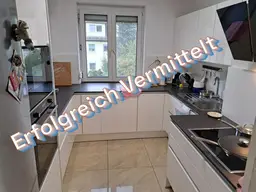Erfolgreich Vermittelt_ fünf Zimmer OG + Garten + Garage + Parken