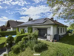 Wohnhaus mit Garten, Pool &amp; Blick bis ins Gebirge!
