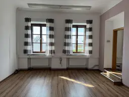 Großzügige Büroräumlichkeiten