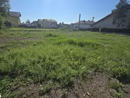 Attraktives Baugrundstück für Ihr Eigenheim oder als Geldparkplatz !