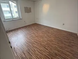 2 ZIMMERWOHNUNG NÄHE HERZ JESU KIRCHE