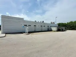 Klagenfurt - Gewerbeliegenschaft zu mieten (Geschäftslokal - Einstellhalle - Freiflächen - Parkplätze)