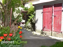 Charmantes Häuschen mit verträumtem Garten!