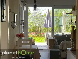 Ihr Traum: Wohnen im Grünen. Unser Angebot: Familienwohnung mit Garten!