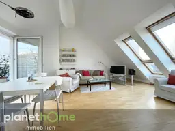Mitten im 7.: Super-Dachwohnung mit Terrasse in Grünruhelage