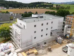 Wohlfühlwohnen im Herzen von Mittertreffling – 3 Zimmer, Balkon und Parkplatz inklusive