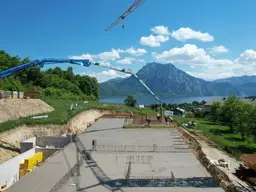 ALTMÜNSTER | Einzigartige 4 ZI-Neubauwohnung mit traumhaftem Seeblick!