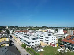 Sattledt | Hauptstraße - 14.09. Tag der offenen Tür - Neubau mit Tiefgarage, Lift, Dachterrasse und PV-Anlage - werthaltige Ziegelmassivbauweise - jetzt informieren!