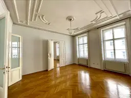 Lichtdurchflutetes Repräsentatives Büro: Gründerzeit-Charme an der Staatsoper