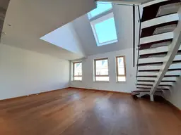 Exklusive Maisonette-Wohnung im Dachgeschoss mit Balkon und Terrasse | 4 Zimmer | Klimatisiert