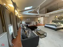  Exklusives Loft mit Dachterrasse im Herzen Salzburgs