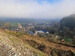 SONNIGES TERRAIN mit auffallend schöner AUSSICHT in absoluter RUHELAGE zwischen 600 bis 3190 m²