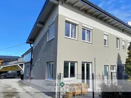 Betriebsliegenschaft mit Halle, Bürofläche und Betriebswohnung zur Miete