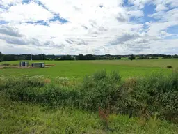 Baurecht: Gewerbegrundstück in bester Sichtlage