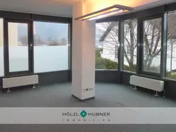 Modernes Büro in Halleiner Zentrallage