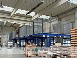 Hallenflächen mit Büros in Puch zu vermieten