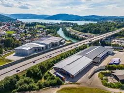 1A: Moderne Büroflächen Nähe Attersee/ Gewerbegebiet Lenzing