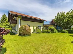 Charmantes Wohnhaus mit Garten und Garage in ruhiger Ortslage Eugendorf