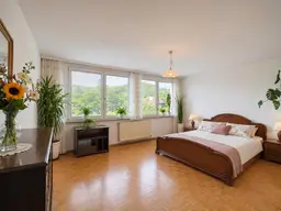 Jetzt entdecken: Gepflegte 3-Zimmer-Wohnung mit Lift und großem Potenzial!