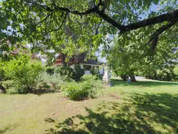 Einfamilienhaus mit großem Garten, Pool und Garage in ruhiger Lage von Berndorf, Bezirk Baden