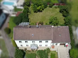 charmantes Einfamilienhaus mit großen Garten