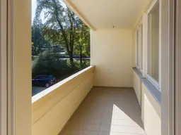 Ruhig wohnen, zentral leben – 2-Zimmer-Wohnung mit Loggia nahe der Mödlinger Fußgängerzone