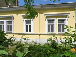 Charme &amp; Potential – Altbauvilla mit großem Garten in Mödling