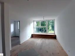 Neuwertige 2-Zimmer-Wohnung im 1.OG mit Grünblick