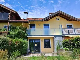 Wohlfühlplatz für Familien! Großzügiges Reihenhaus in Bestausstattung! Ruhige und grüne Zentrumslage Obertrum am See
