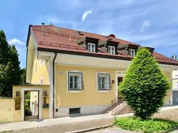 Außergewöhnliche Maisonette in Biedermeier-Villa - Riedenburg