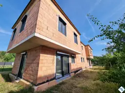 PREISHIT! Ihr neues Zuhause in Kottingbrunn: Doppelhaushälfte mit Garten und Terrasse!