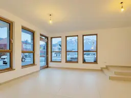 Geschäfts-Büro im Zentrum von St. Gilgen