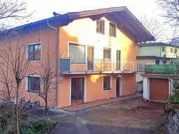 Grundstück mit gut vermietetem Altbestand &amp; Baubewilligung für 4 Einheiten (Um-/Zubau)