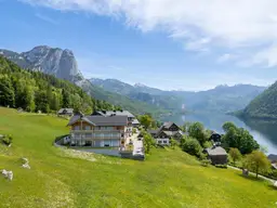 Luxus und Ruhe am GRUNDLSEE! Exklusives Appartement mit Seeblick!