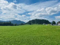 Mariahof-Vockenberg: Sonniger Baugrund in Ruhelage!