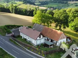 Das Besondere finden - Top renoviertes Bauernhaus mit 3,9 ha Grund bei Bad Gleichenberg