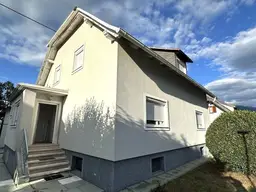 WOLFSBERG - SANKT THOMAS, 160 m2 Einfamilienhaus, Vollkeller, teilw. sanierungsbedürftig, 1139 m2 Grundstück, Wirtschaftsgebäude