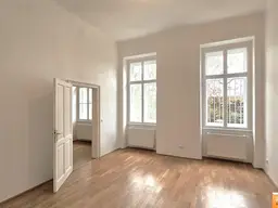 UNBEFRISTETE ALTBAUWOHNUNG BEIM AUGARTEN