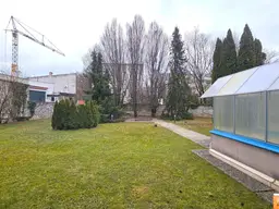 BÜROFLÄCHE MIT 3 RÄUMEN UND VERGLASTER LOGGIA, AUF WUNSCH MIT GARAGENPLATZ