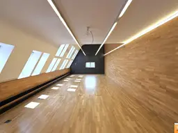 DACHGESCHOSS IN DER NUSSDORFER STRASSE