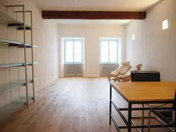 Wohnatelier in Ottensheim Zentrum, direkt an der Donaupromenade! 82 m² WNFL, Küche inkl. Geräte möbliert! Inkl. Terrasse vorm Haus!