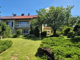 Gepflegtes Wohnhaus in Ruhelage mit großzügigem Garten! 157 m² WNFL, voll unterkellert, 1008 m² Grundfläche, Garage!