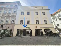 Linz Altstadt! Schönes Geschäftslokal mit Schaufenster und Gewölbe in der Fussgängerzone, nähe Landhaus! 170 m² Nutzfläche! Barrierefrei!