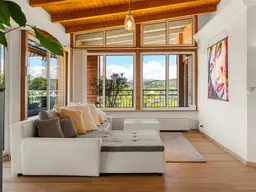Exklusive Penthousewohnung mit spektakulärem Blick auf den Wörthersee