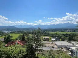 Grundstück mit See- und Karawankenblick