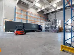 Logistikflächen mit Hochregallager Nähe Salzburg mieten