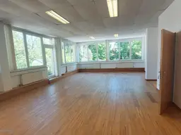 Büro oder Ordination in ruhiger Salzachlage in Salzburg Stadt mieten